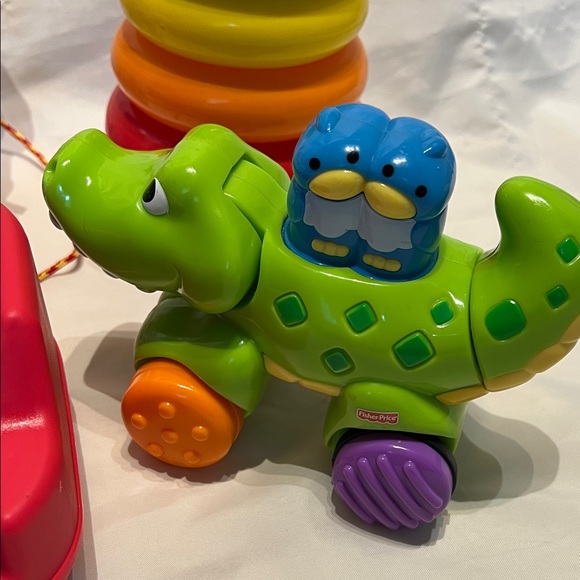 Fisher-Price Shape Sorter, Ring Stacker, Crocodile Car, Vtech Pull Puppy, Piano - Picture 4 of 10